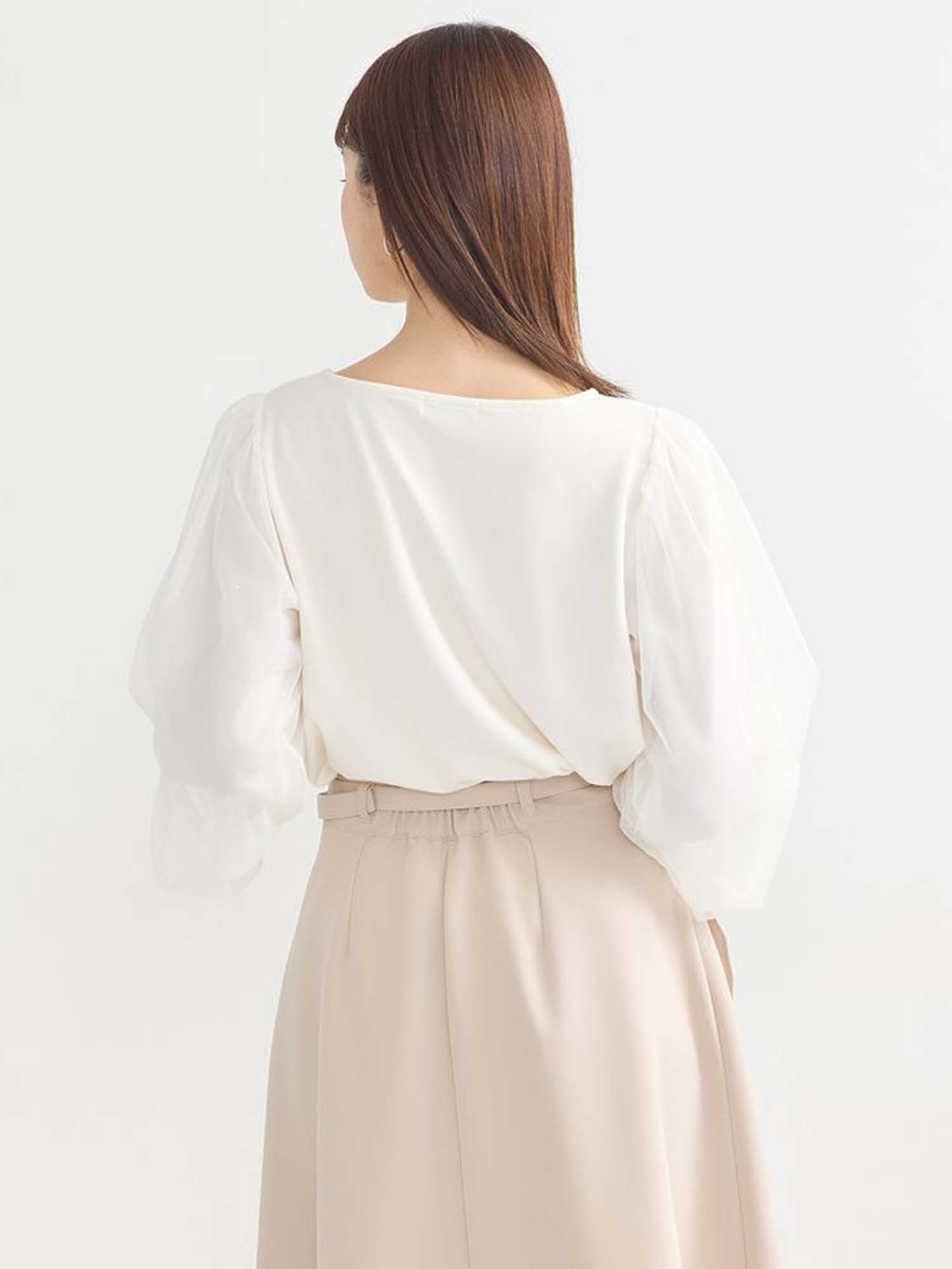 Hiraoka Layered Sleeve Blouse