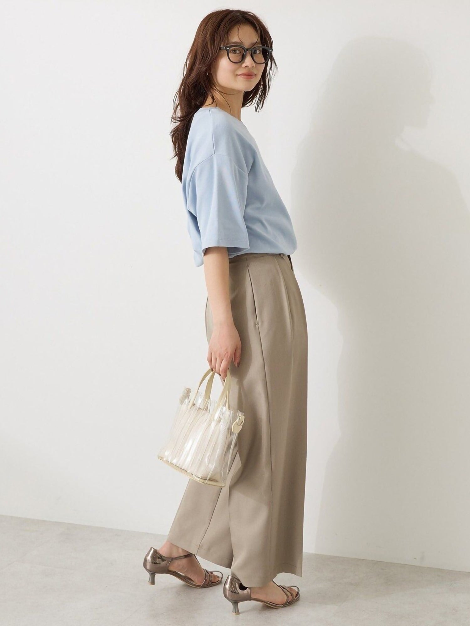 Ayami Loose-Fitting Crew Neck T-Shirt