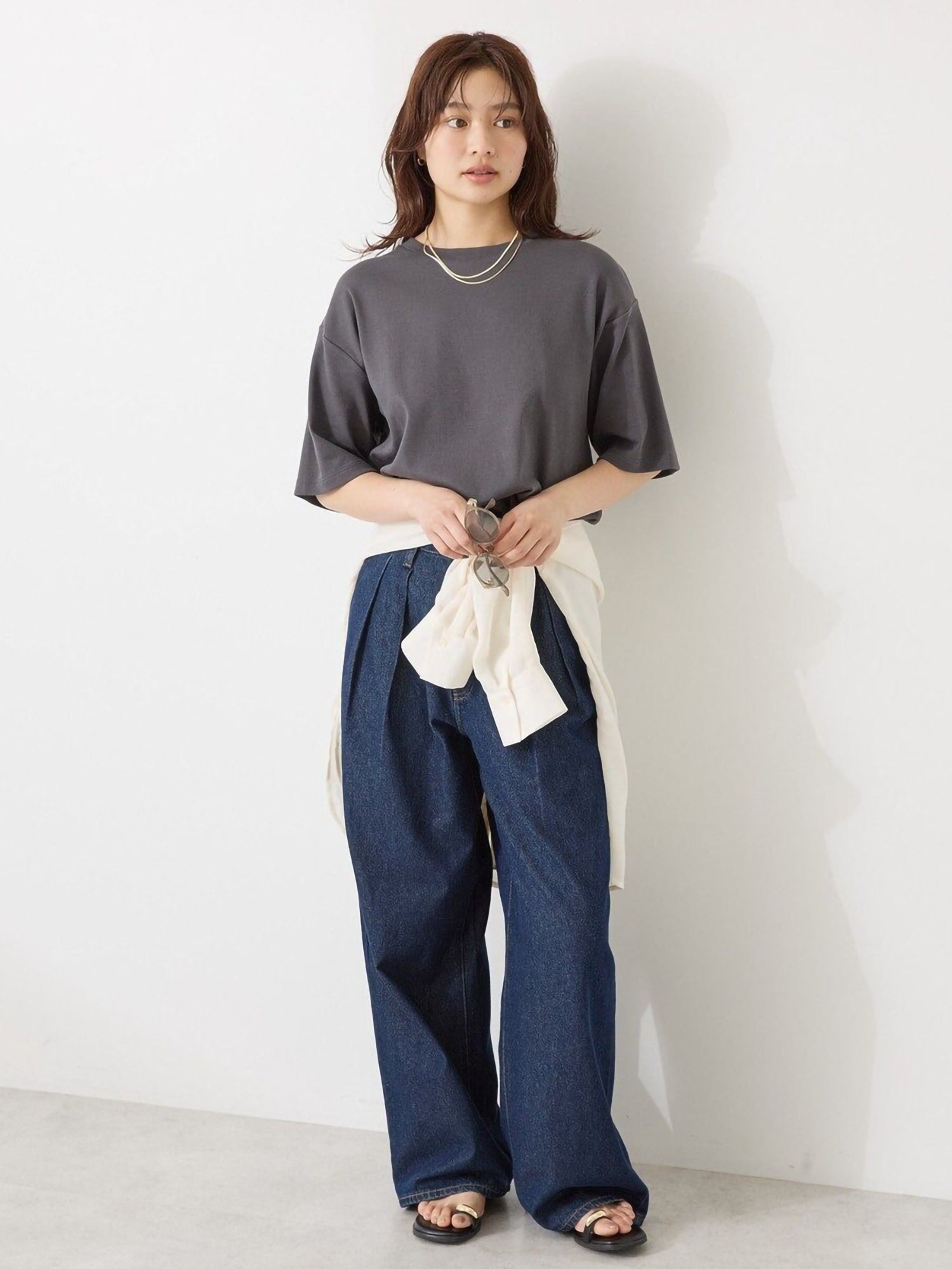 Ayami Loose-Fitting Crew Neck T-Shirt