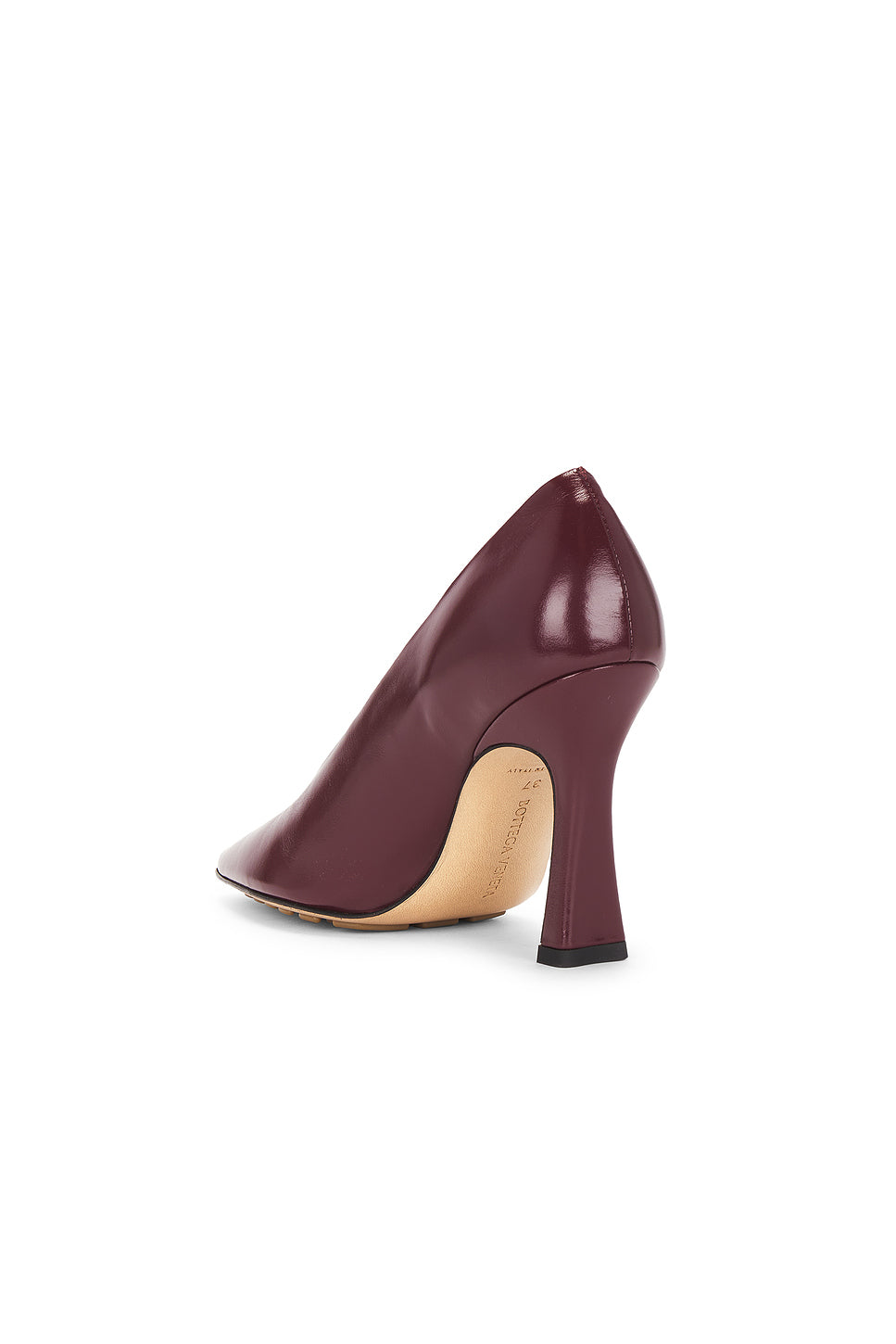 Pointed Toe Pump
