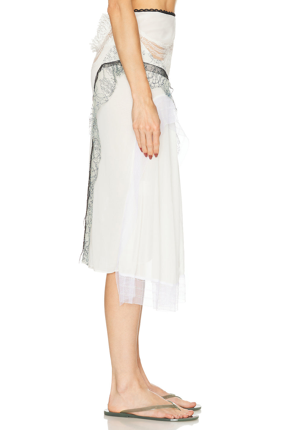 Vespertine Lace Skirt