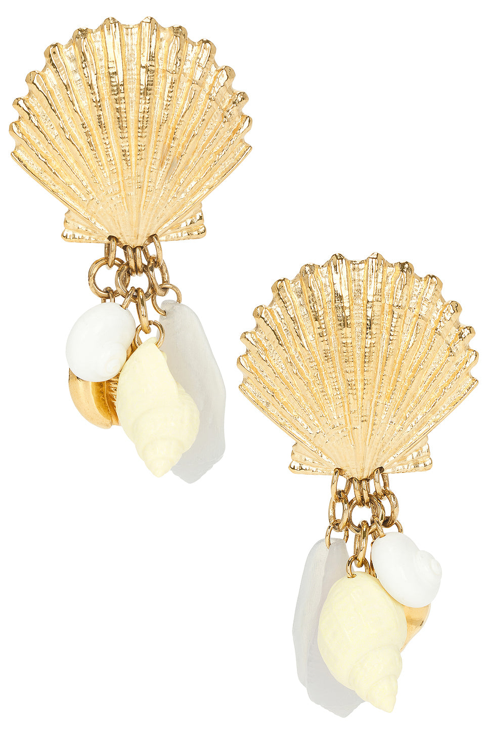 Shell Earring in Gold