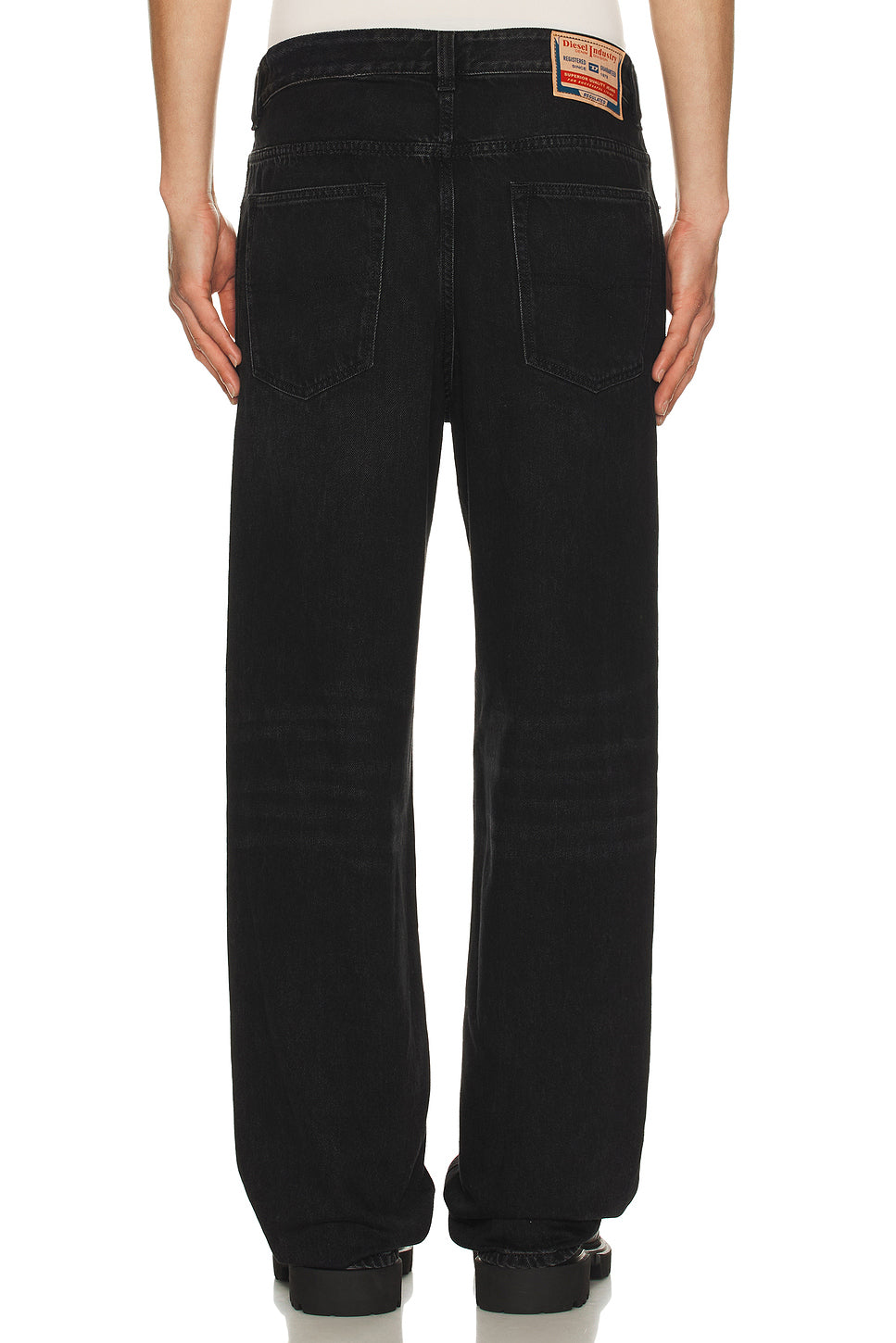 Relaxed Fit 2001 D-Macro Jean