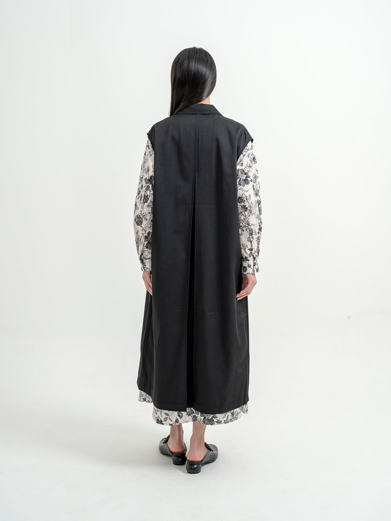 Neida Sleeveless trench Jacket