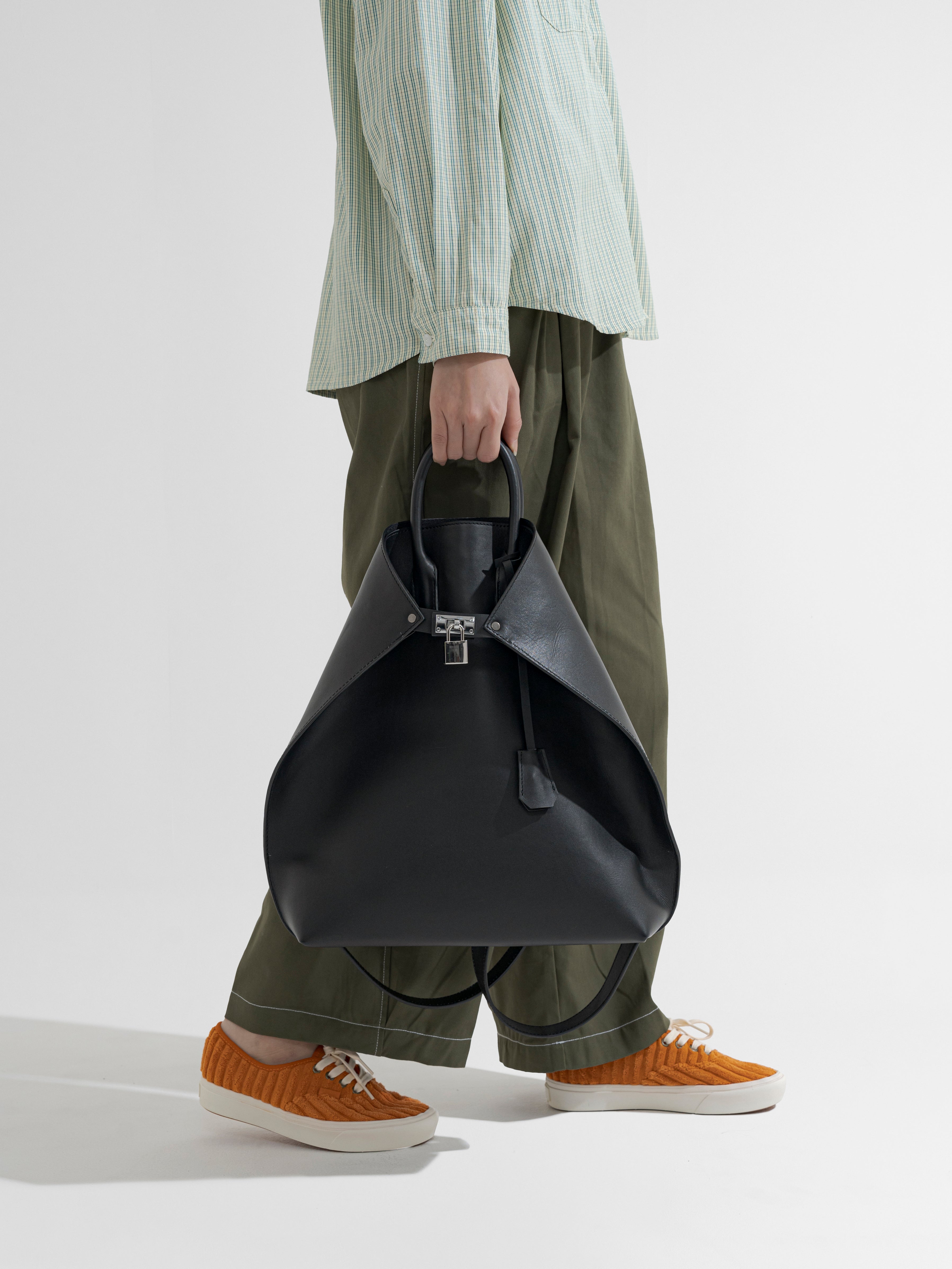 CLOSER BACKPACK