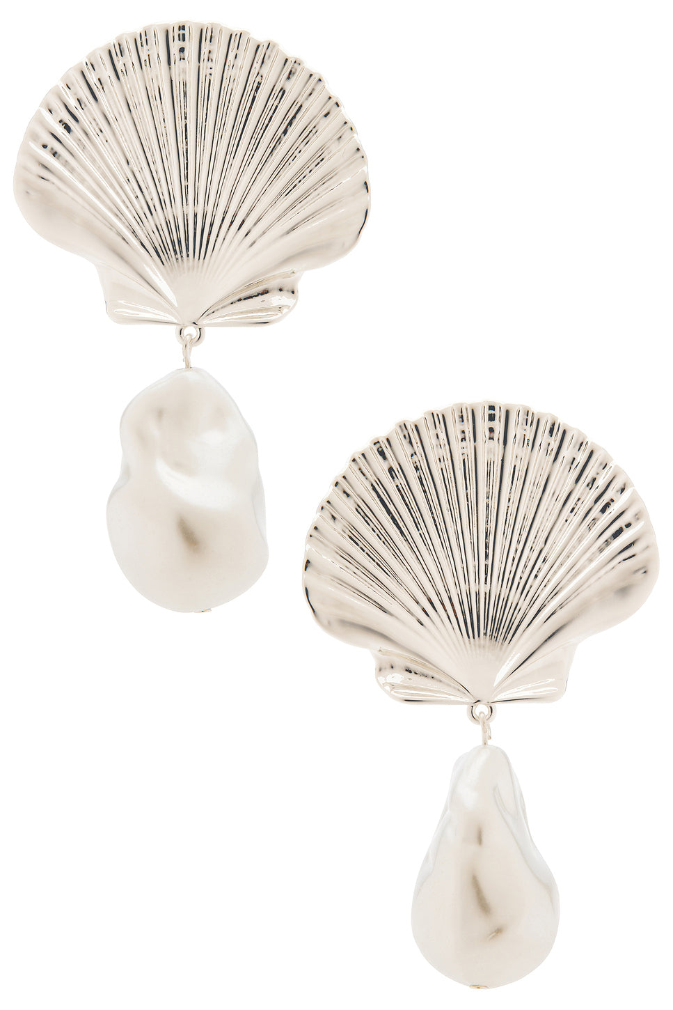 Scallop Earrings