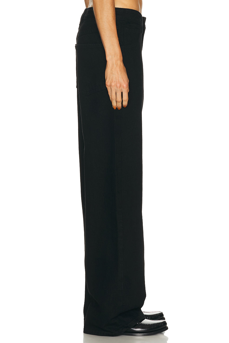 Relaxed Straight Leg