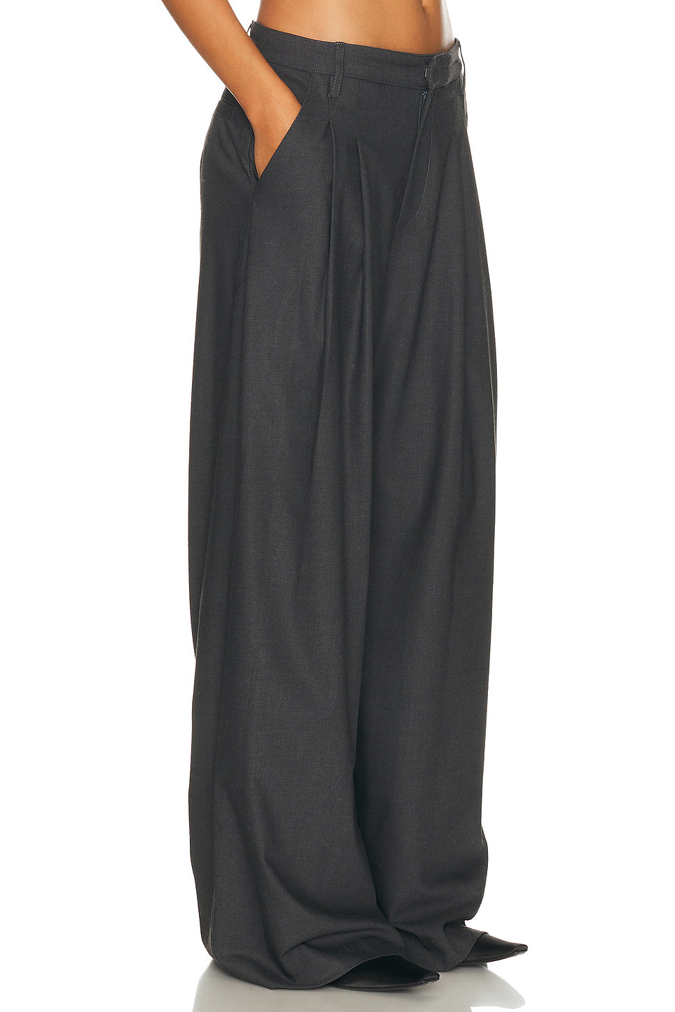 Easy Pleated Wide Leg Pant