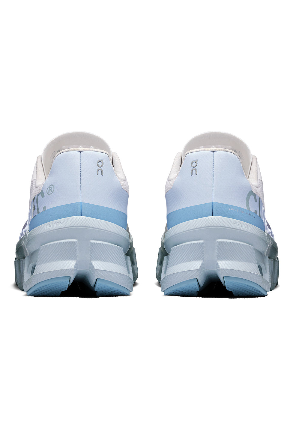 On Cloudmonster Sneaker