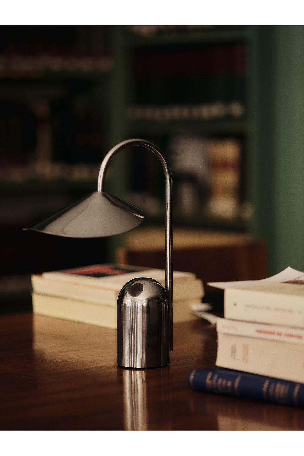 Arum Portable Lamp