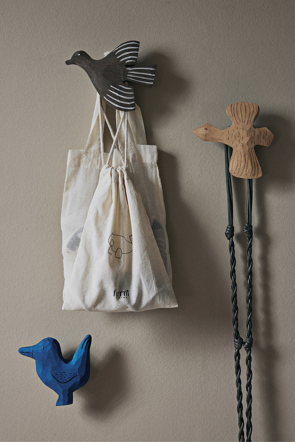 Lola Bird Hook