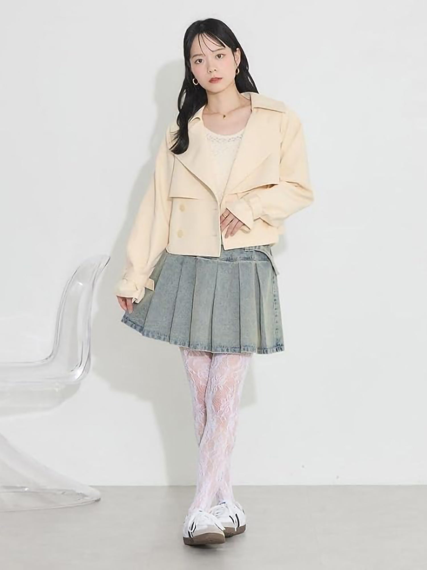 Furea Back-Flared Short Trench Coat