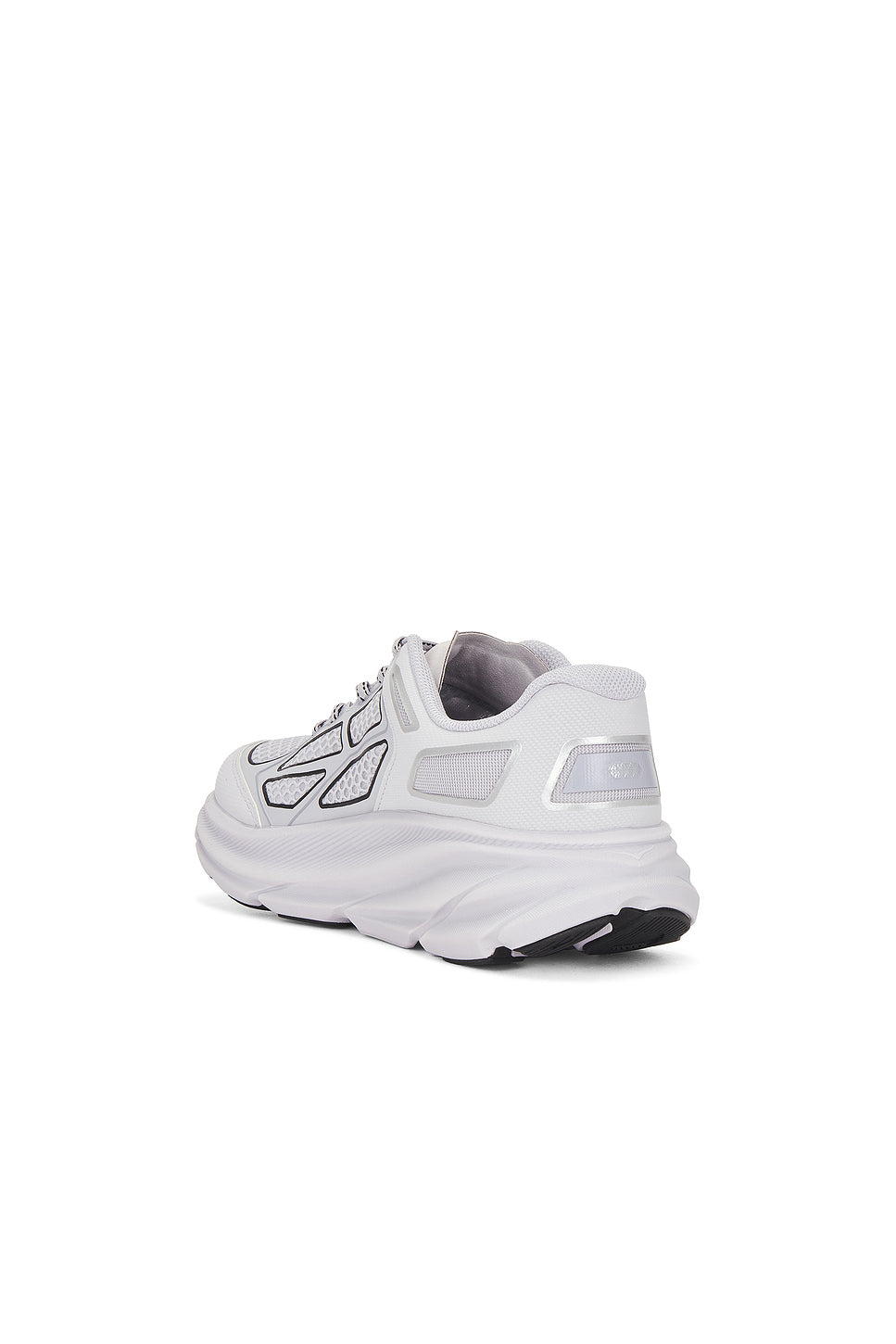 U Clifton One9 Sneaker
