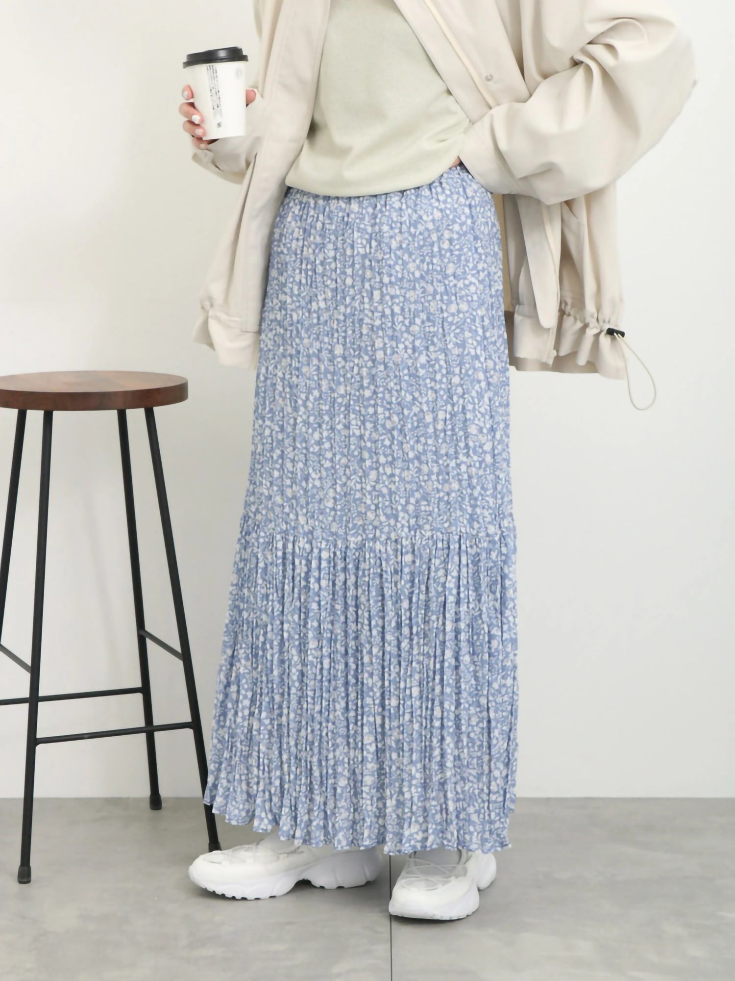 Hatsune Floral Pleated Skirt