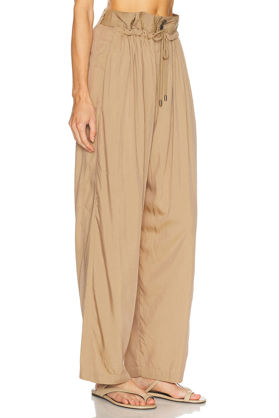 Inaya Pant