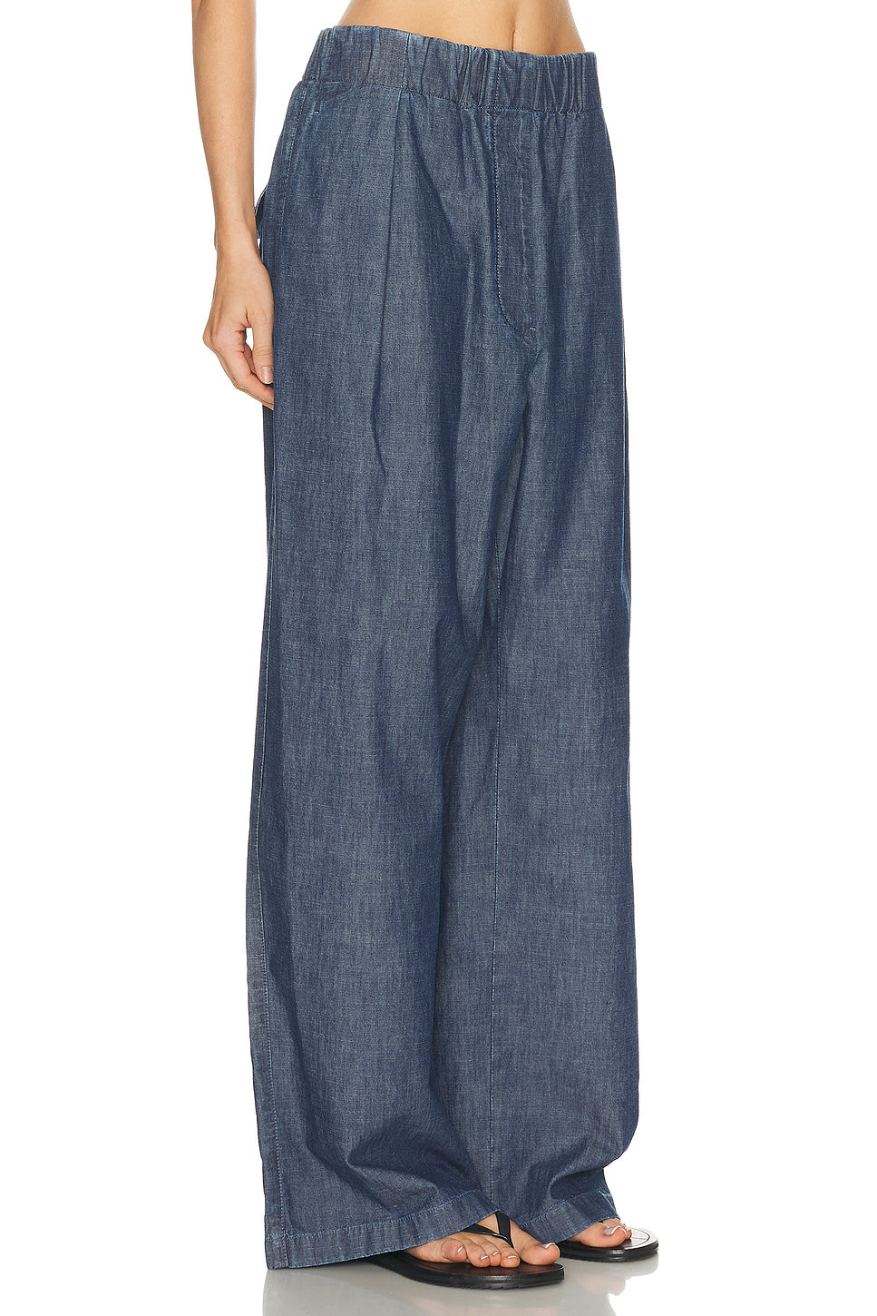 Wide Leg Trouser