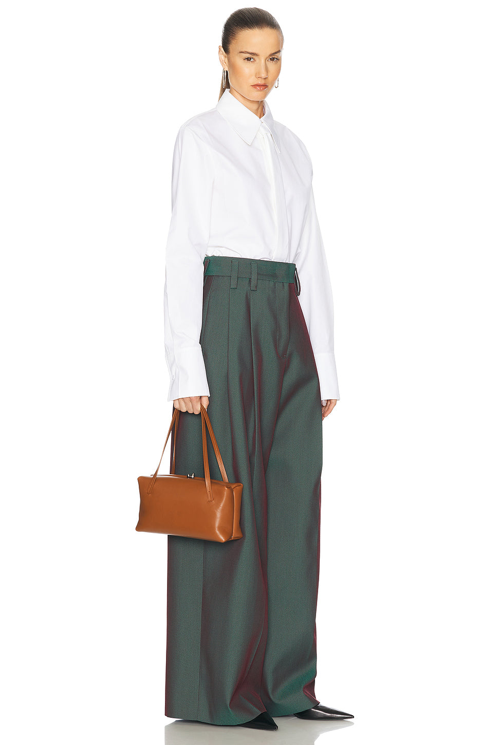 Goji Pillow Small Handle Bag