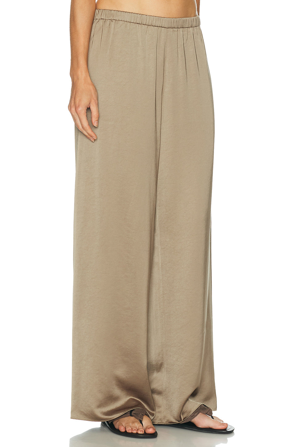Demi Pant
