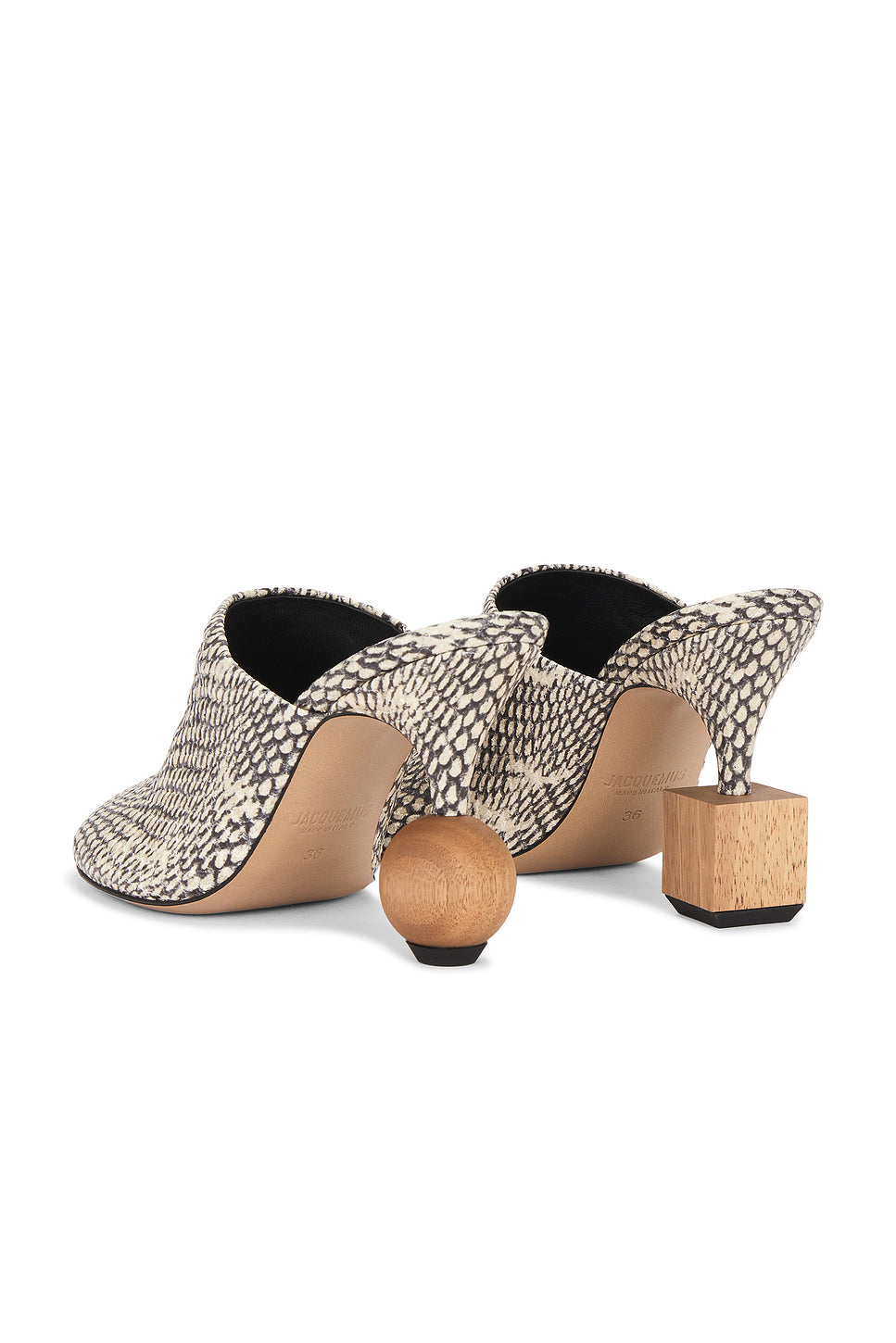 Les Mules Bisou