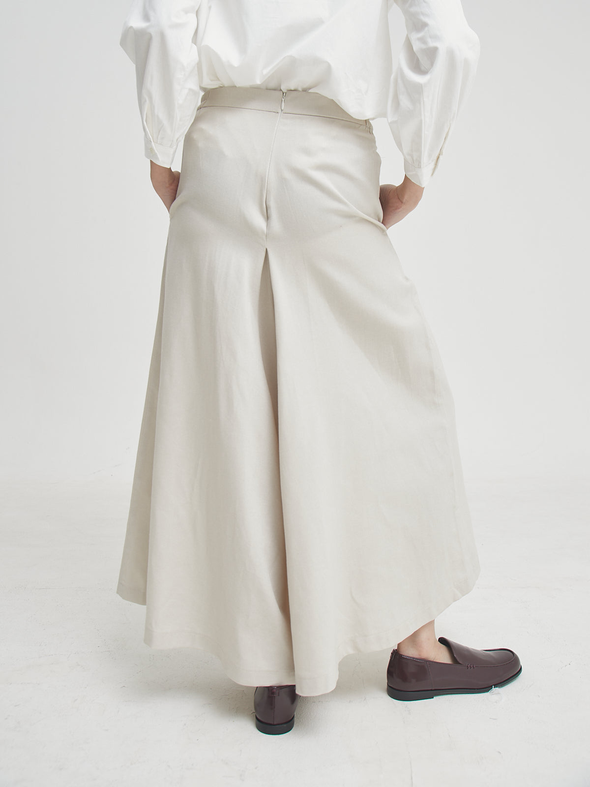 Omira Wide Leg Pants