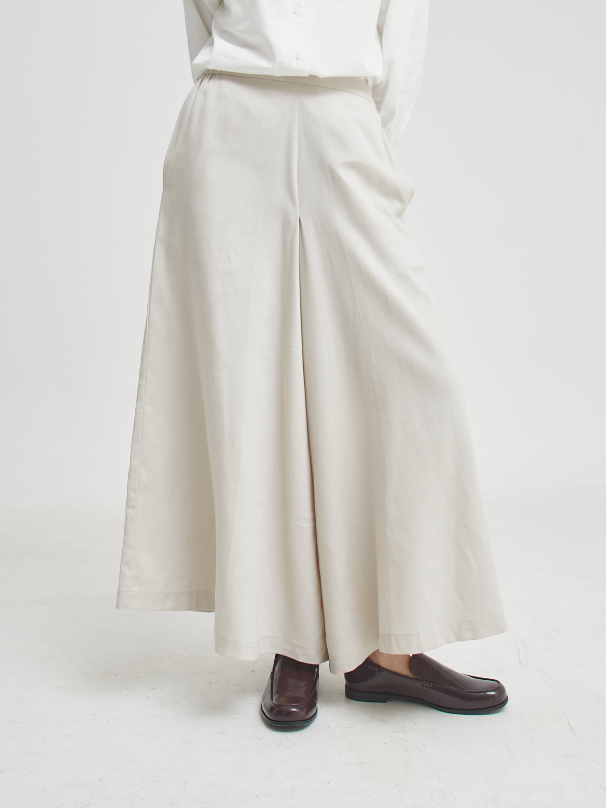Omira Wide Leg Pants