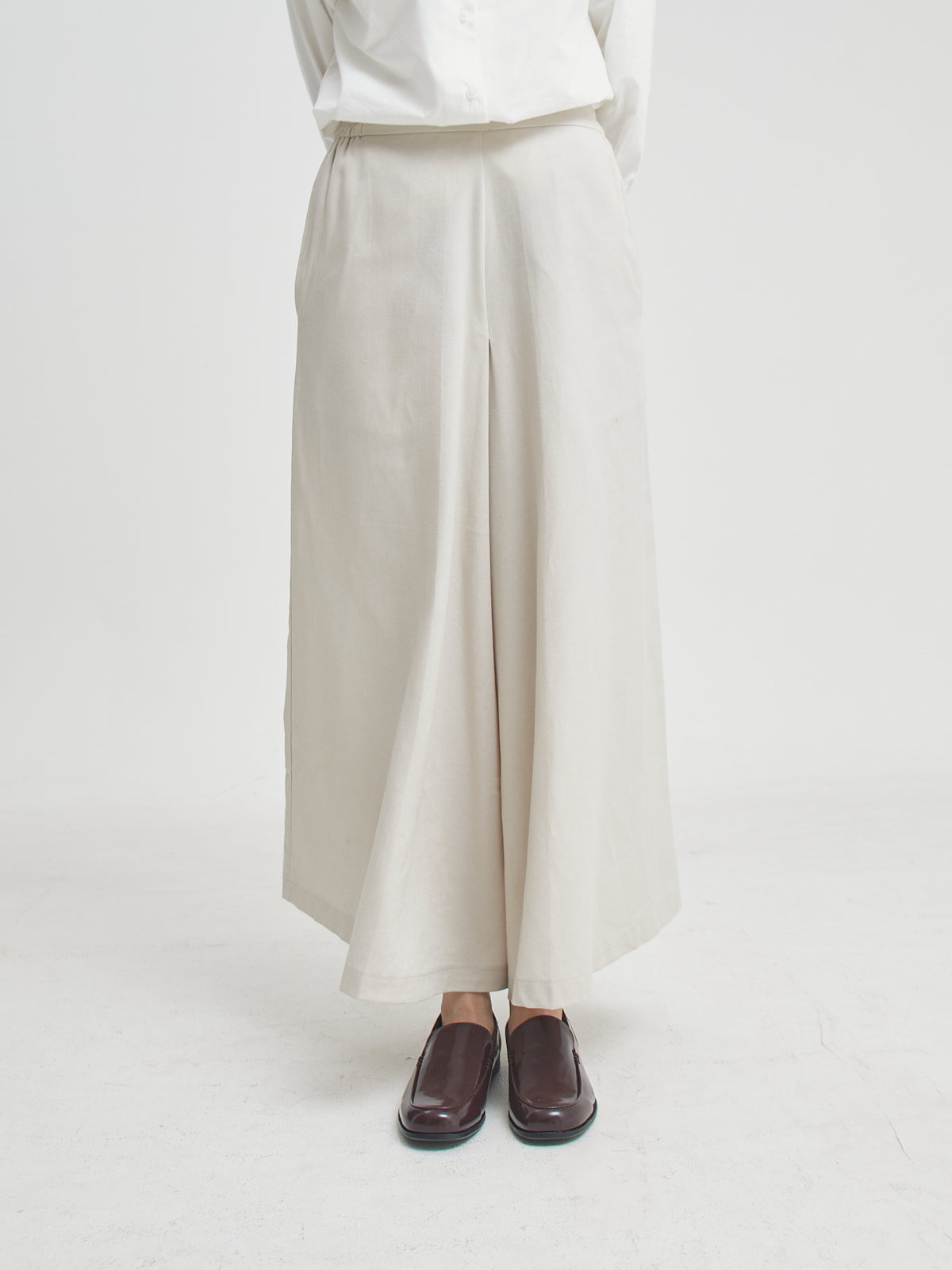 Omira Wide Leg Pants