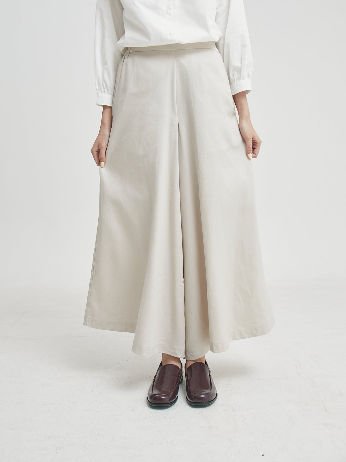 Omira Wide Leg Pants