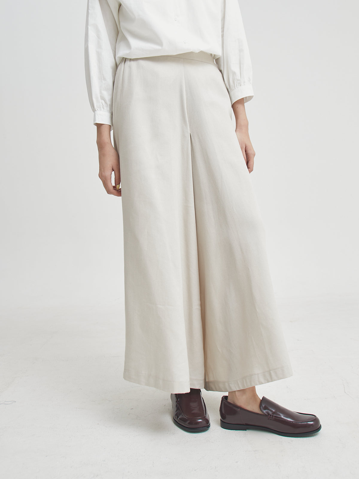 Omira Wide Leg Pants