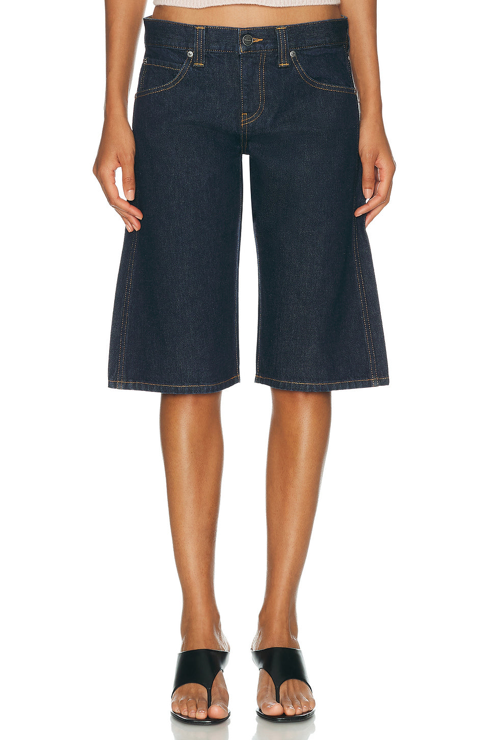 Kinga Short