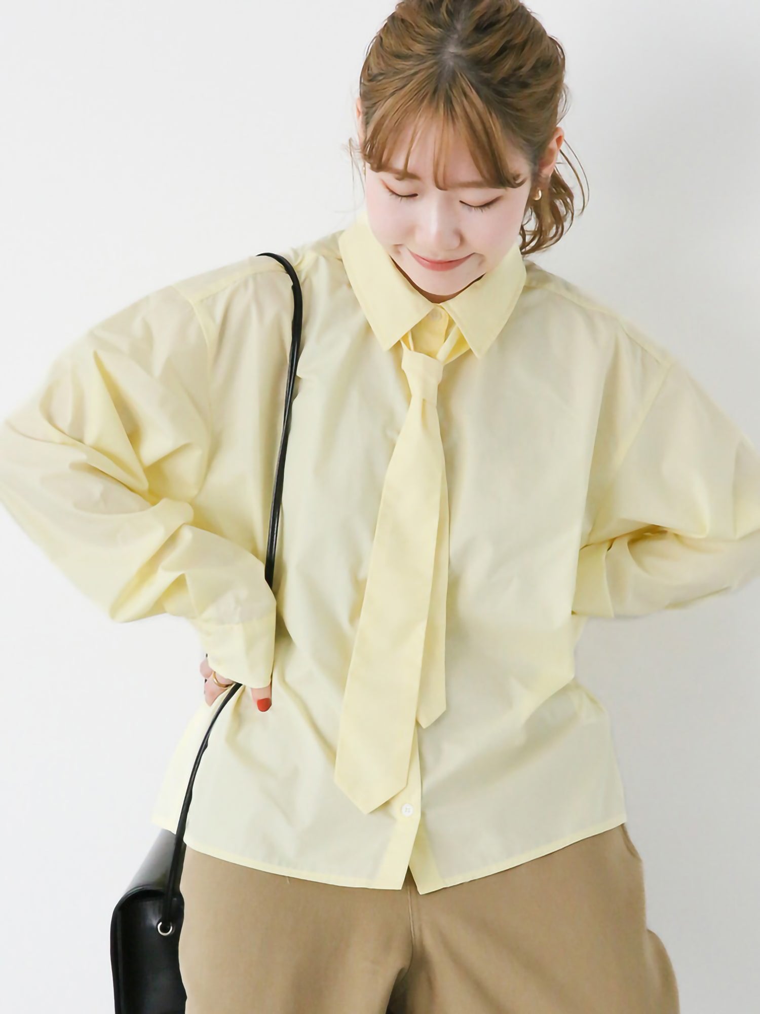 Kaorisa Shirt With Tie