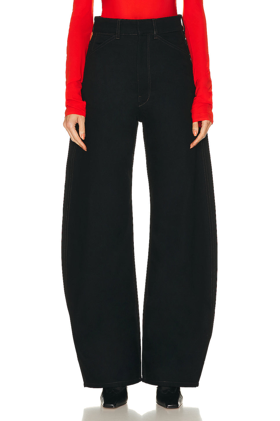 High Waisted Curved Jeans