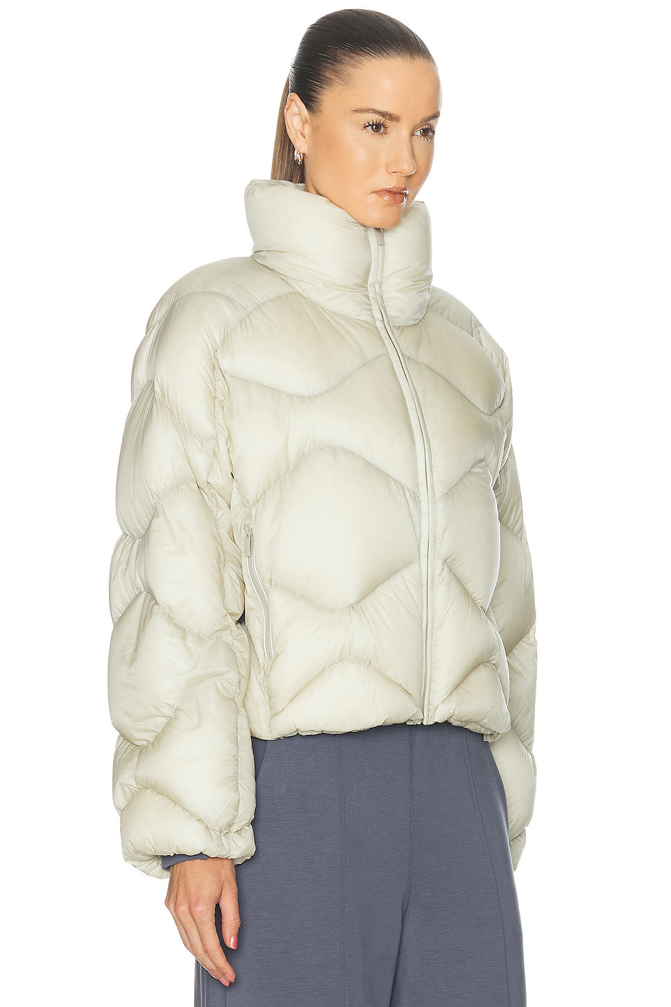 Featherweight Cropped Quilted Puffer Jacket