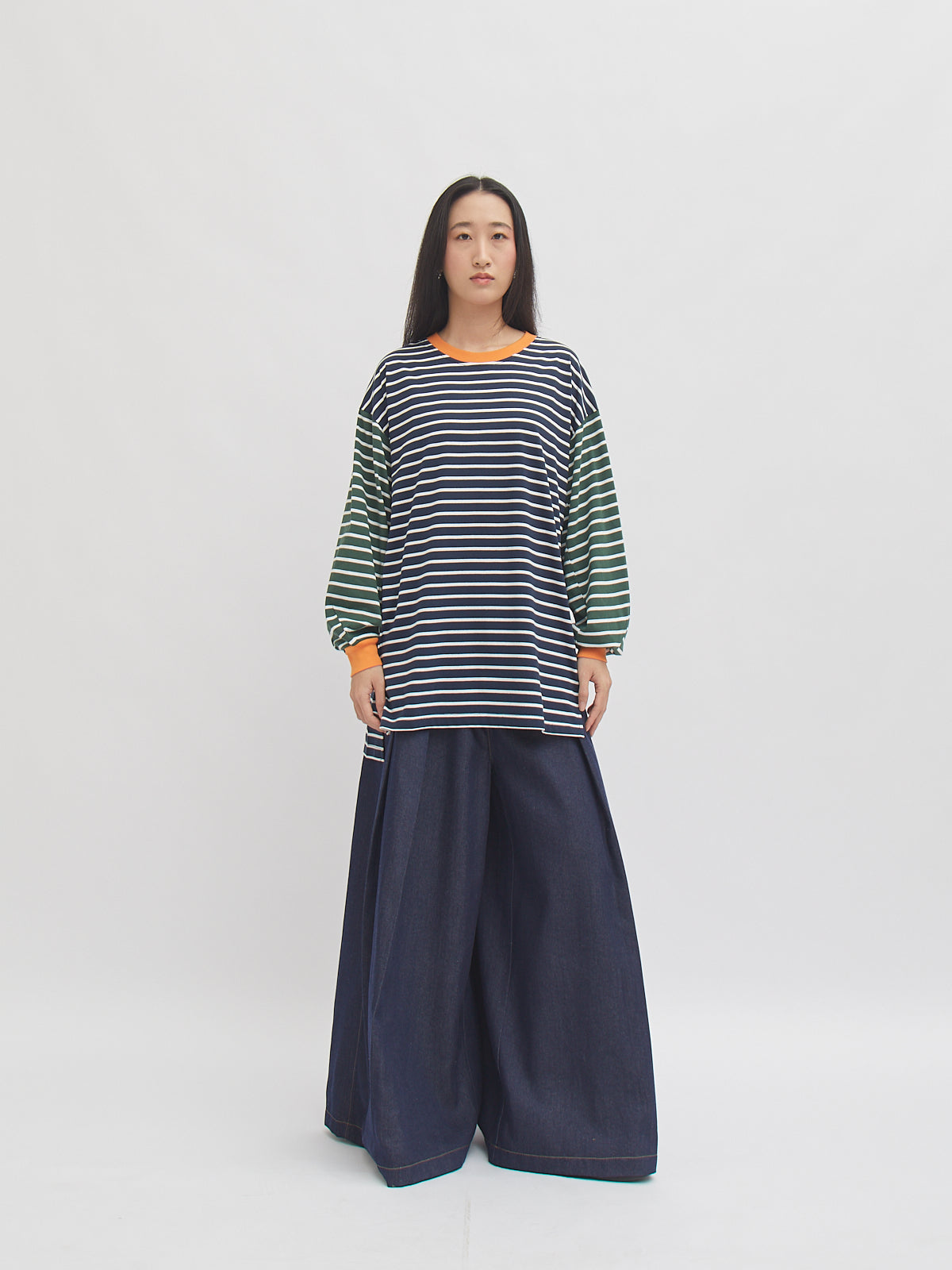 Listia Longsleeve Oversized Tee