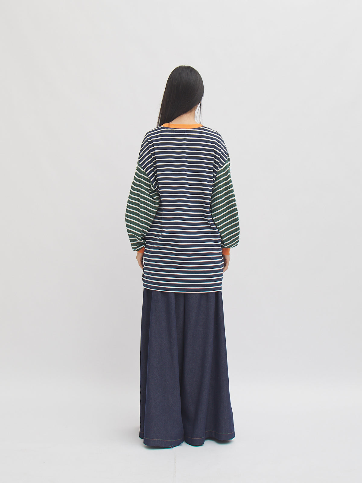 Listia Longsleeve Oversized Tee