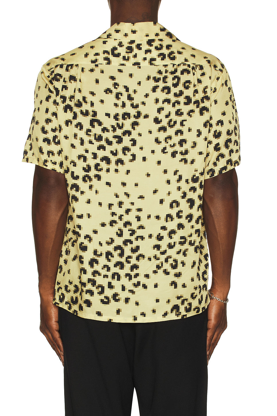 Short-Sleeved Shirt