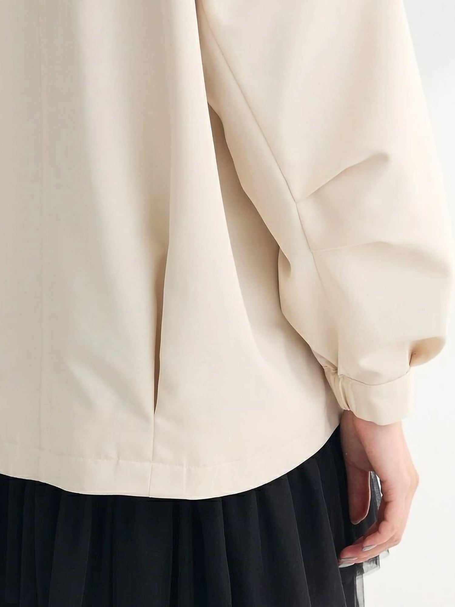 Miharu Water-Repellent Short Trench Coat