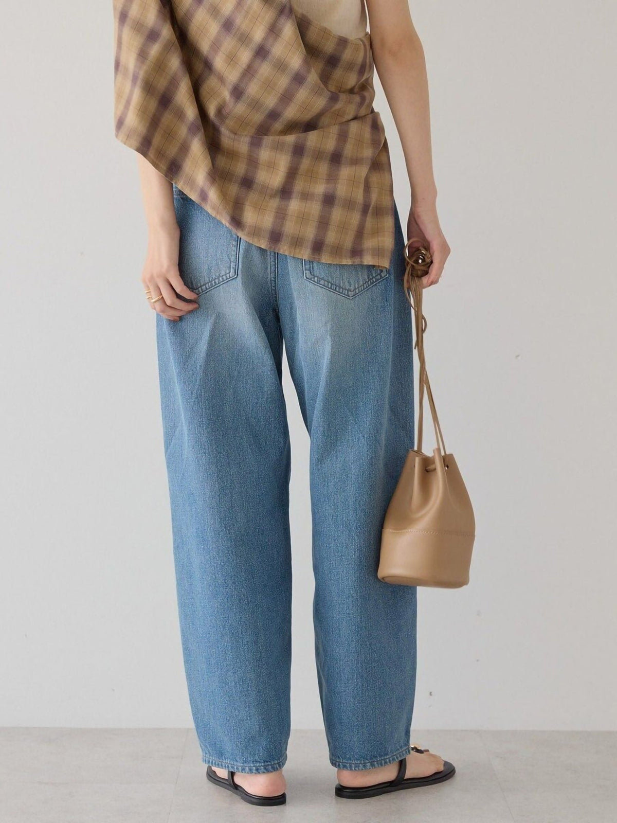 Miu Curved Denim