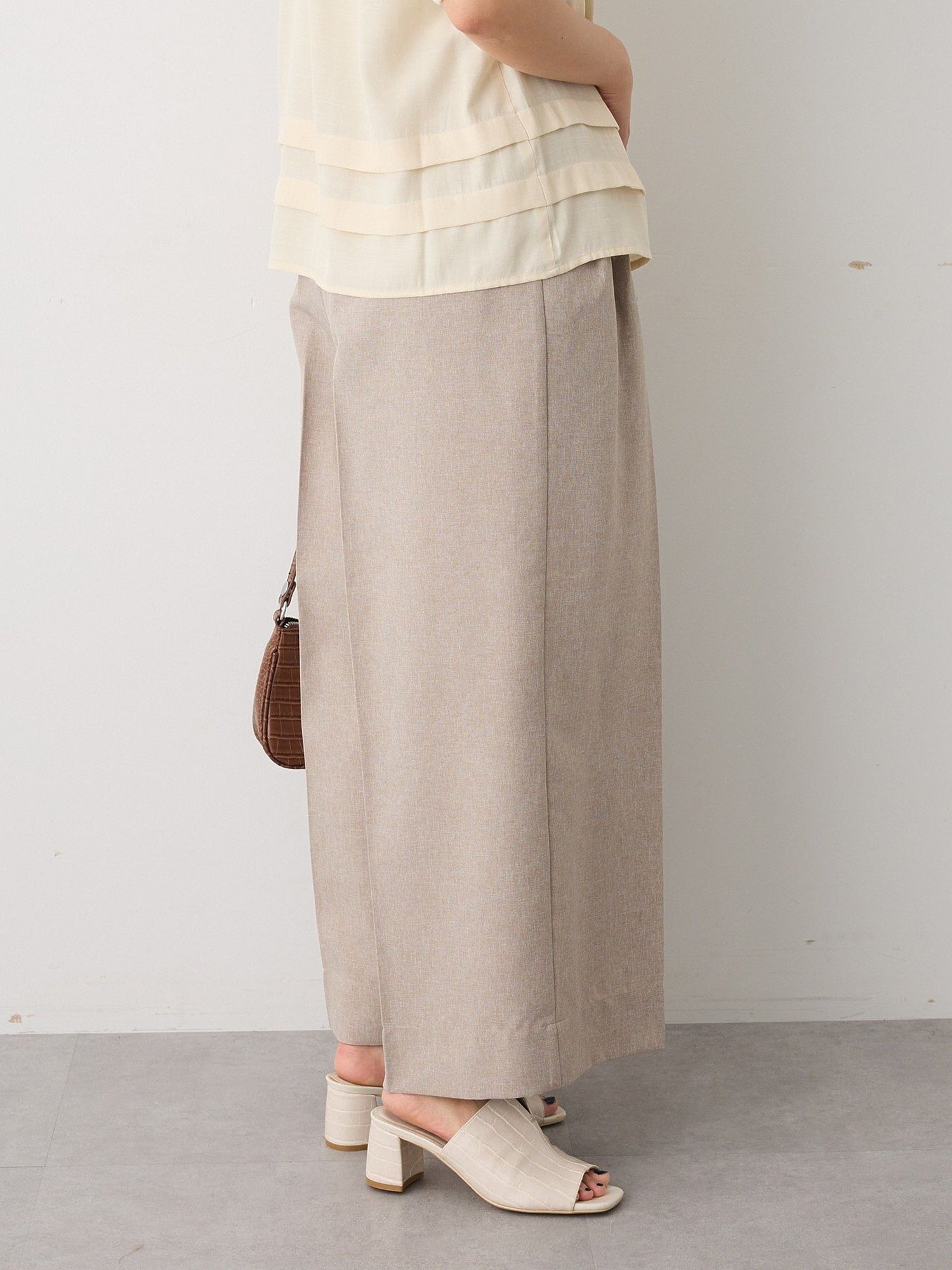 Miwa Linen pleat pants