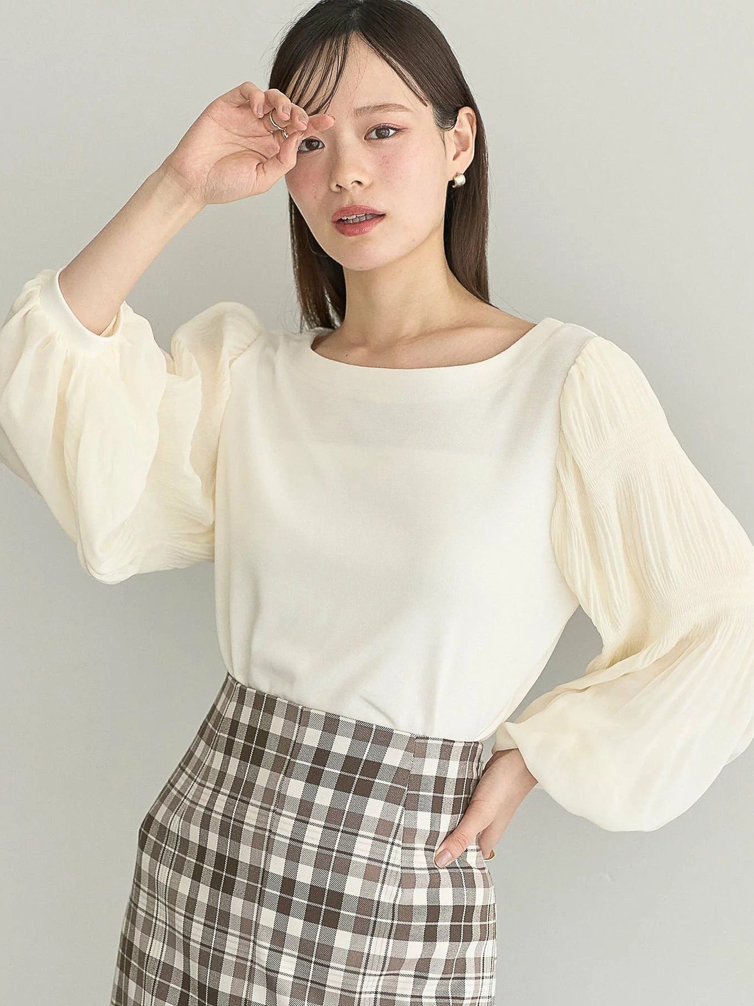 Moji Pleated Sleeve Blouse