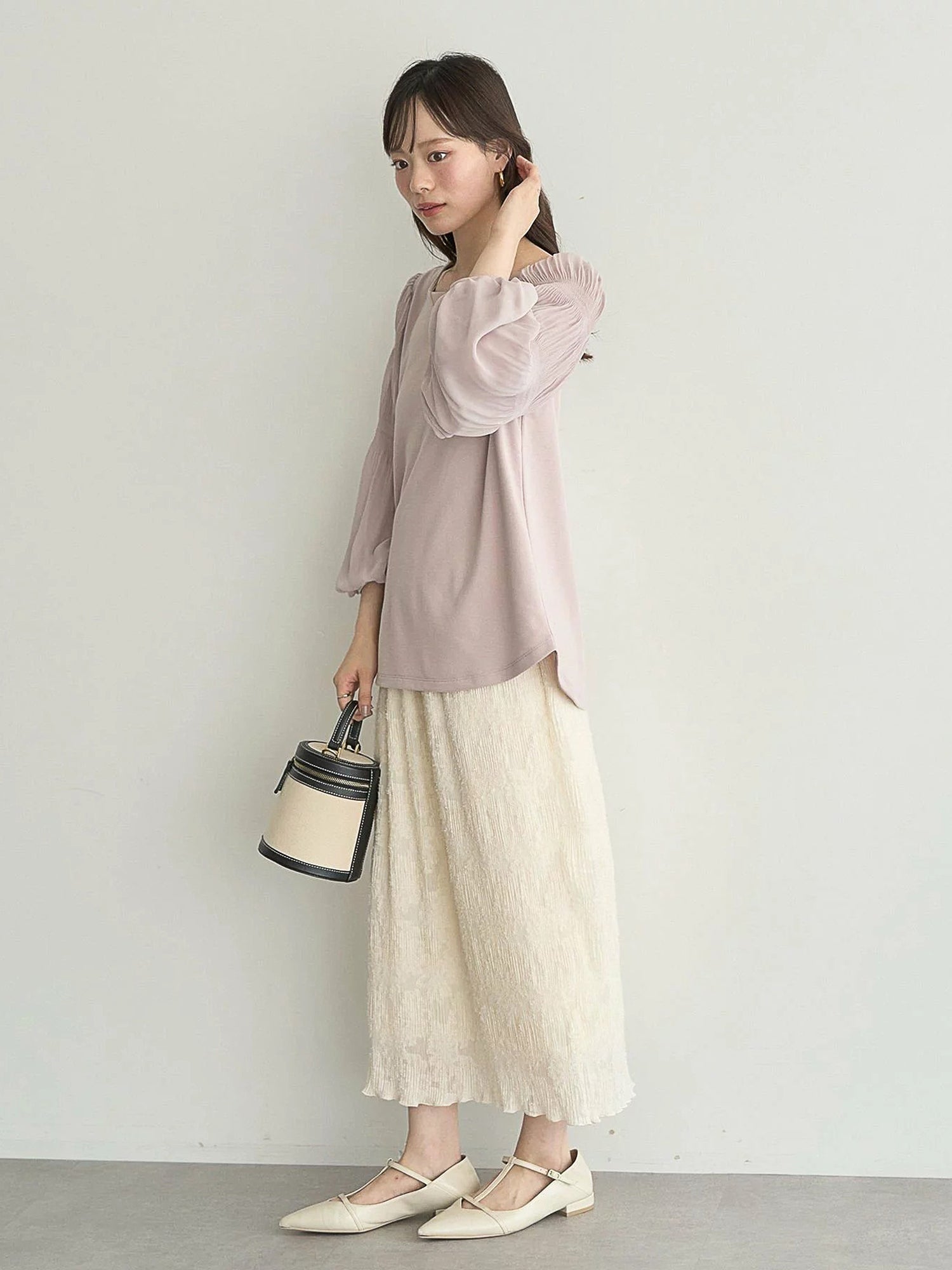 Moji Pleated Sleeve Blouse