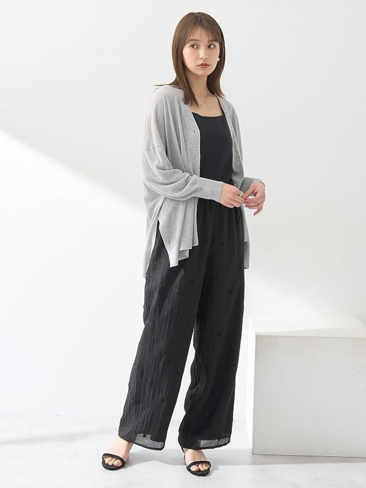 Mokuren Sheer Loose Cardigan