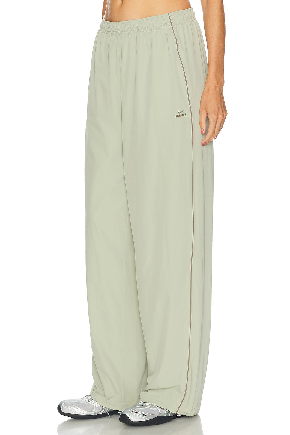 Stretch Nylon Oversized Pant