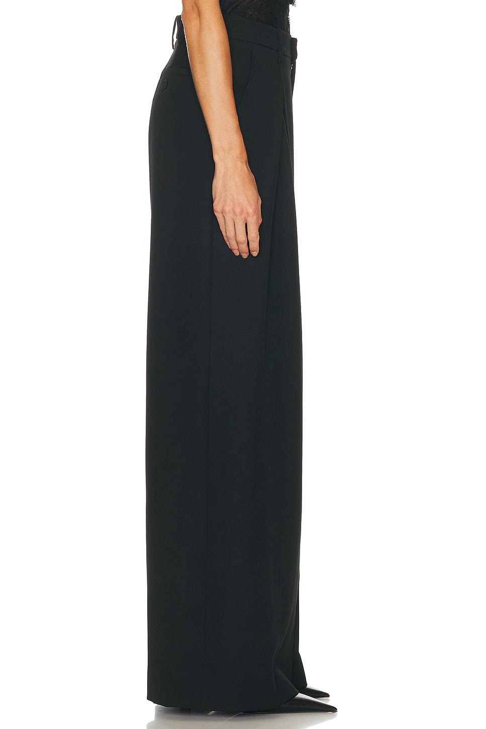 Kelsie Trouser