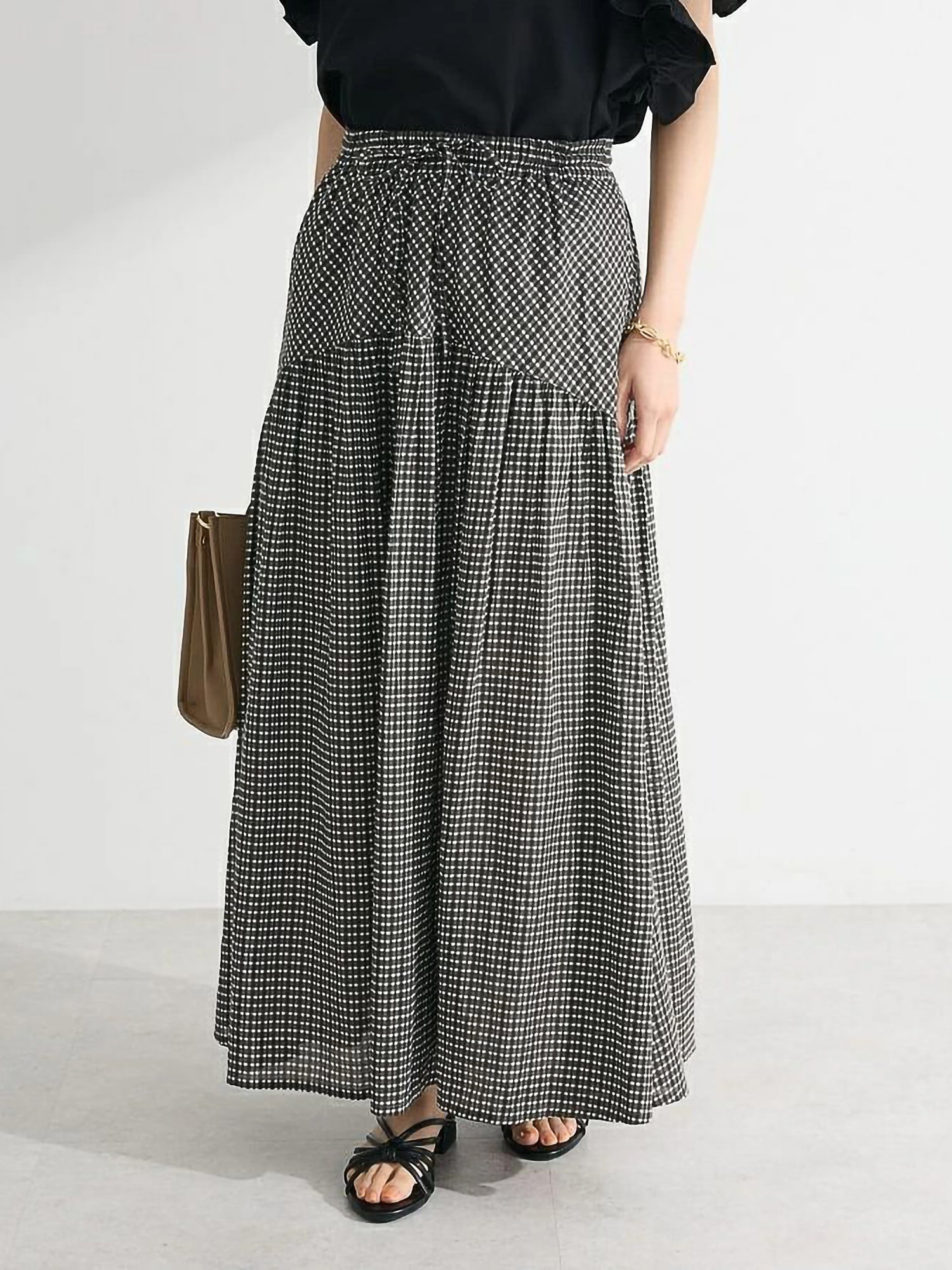 Ryota Gathered Skirt With Round Panel Pattern