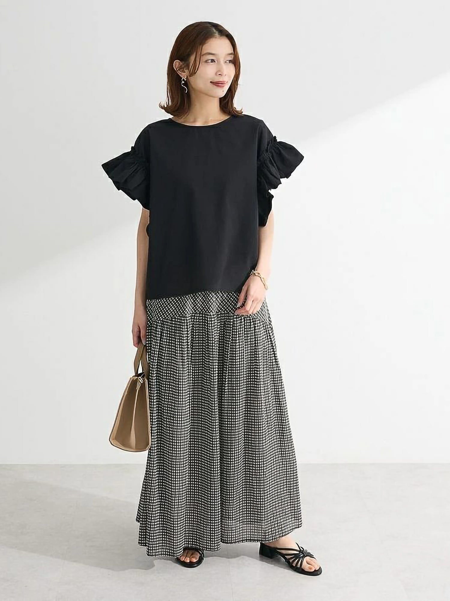 Ryota Gathered Skirt With Round Panel Pattern