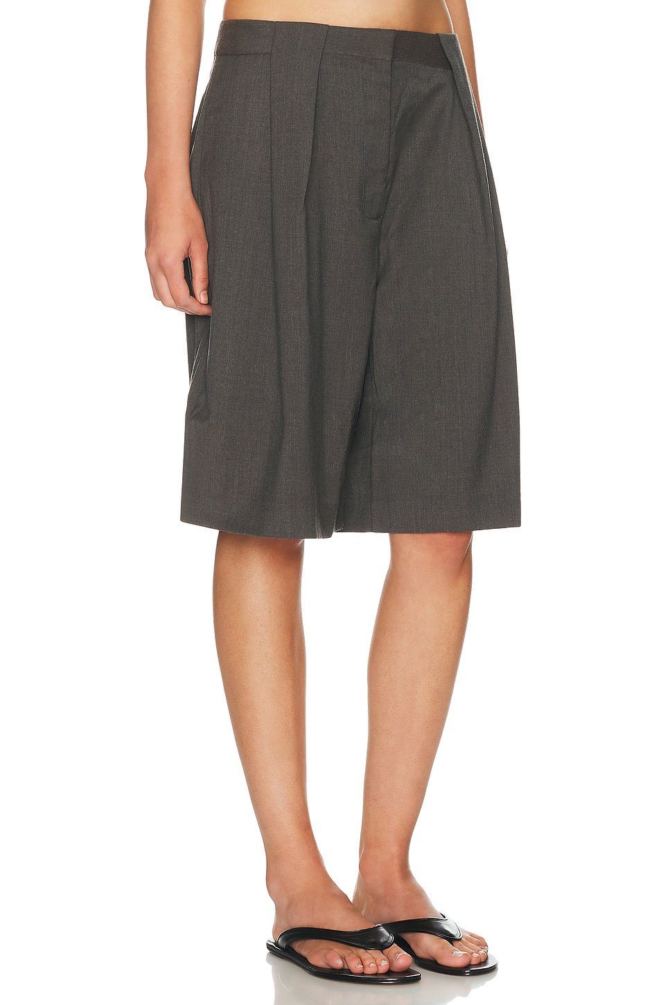 Wool Pleat Loop Short