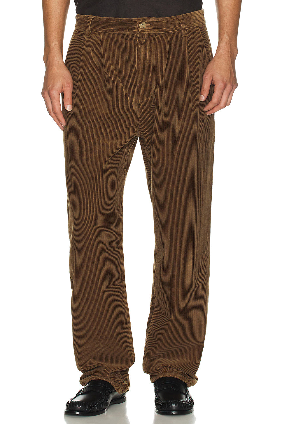 Straight Tuck Pant