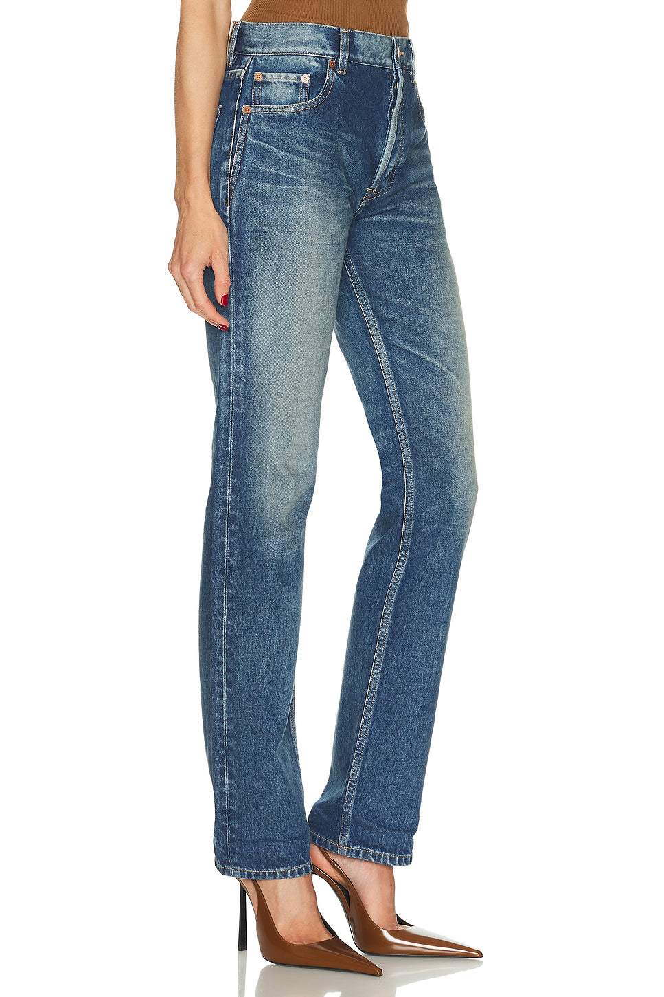 Relaxed Straight Leg