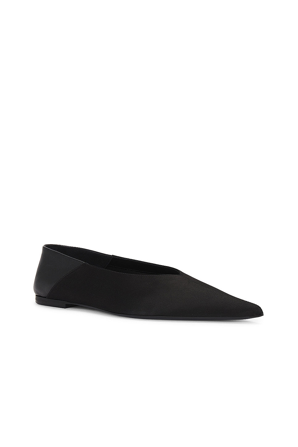 Carolyn Flat Slipper