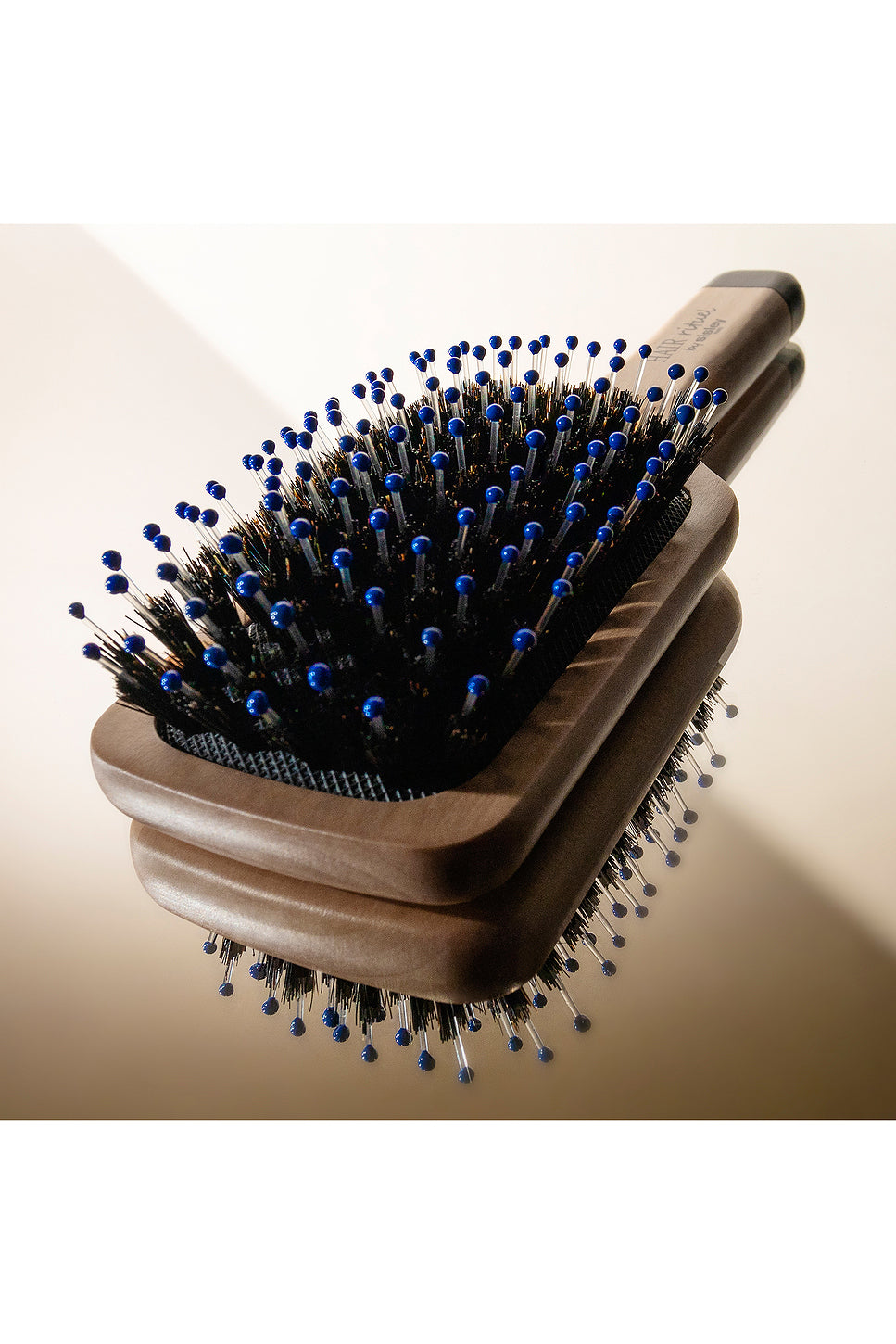 The Pocket Brush Radiance & Softness